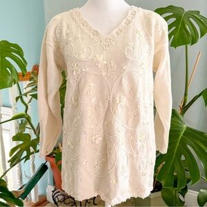 Elegant Cream Embroidered Sweater Faux Pearls Vintage Jessica Steven’s